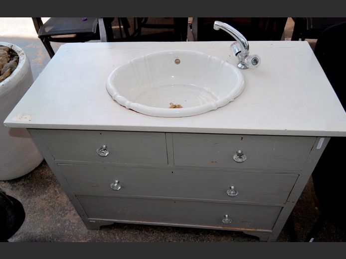 TEAK UNDER WHITE & GREY PAINTED 2-DRAWER BATHROOM CABINET WITH CERAMIC BASIN & MIXER TAP, 108 x 54 x 82cm [1 Knob missing]