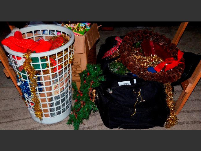 LARGE LOT: CHRISTMAS DECORATIONS, etc
