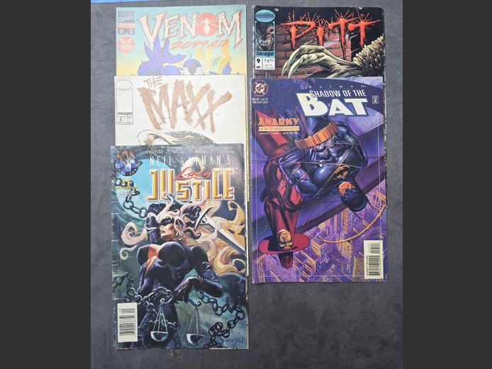 SHADOW OF BATMAN COMIC - PACK OF 5