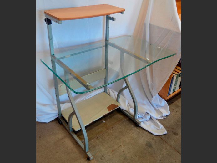 COMPUTER DESK, 101 x 60 x 107cm