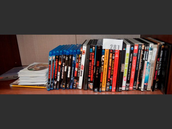 ASSORTED DVD's & BLURAYS [Unchecked]