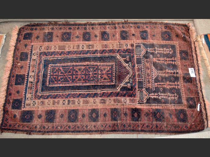 BROWN & BLACK PERSIAN RUG, 140 x 83cm [Worn]