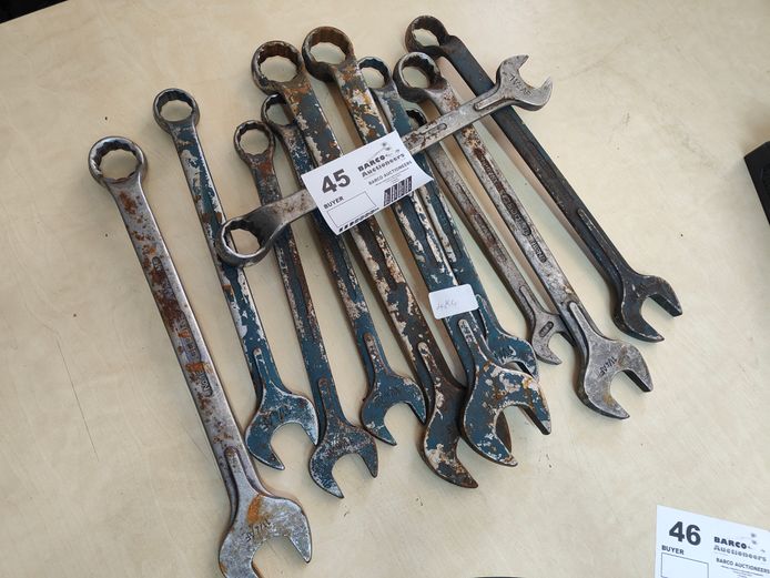 11 X VARIOUS SPANNERS