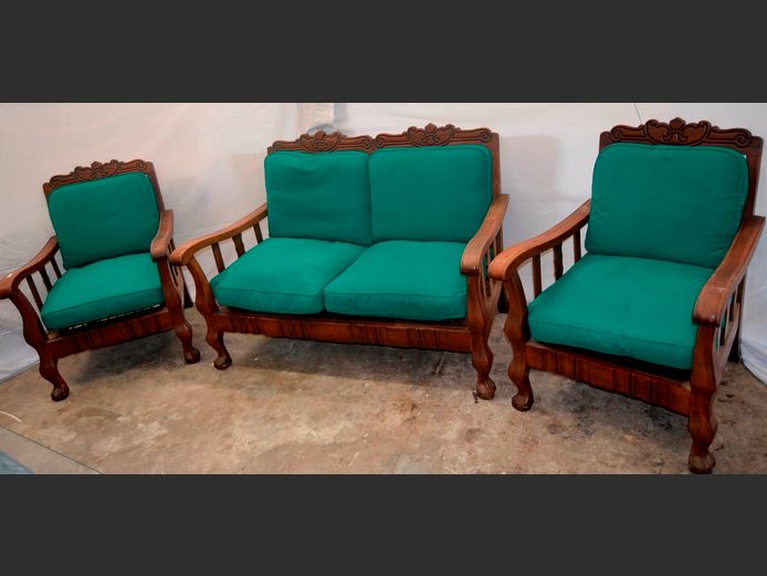 IMBUIA BALL & CLAW 3-PIECE, 4-SEATER LOUNGE SUITE WITH GREEN CUSHIONS