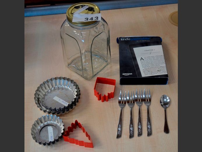 LOT: KINDLE 7th GENERATION WITH USB CHARGING CABLE, GLASS JAR, BAKING TINS, etc [Untested]