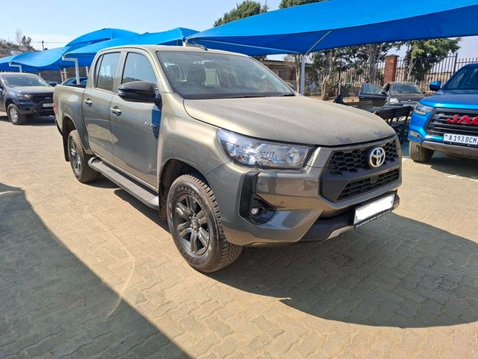 2025 TOYOTA HILUX 2.4 GD-6 RAIDER 4X4 A/T P/U D/C - STC