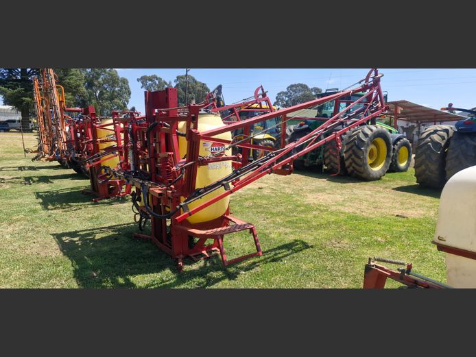 Hardi 1 000 L-spuit, 16 m boom