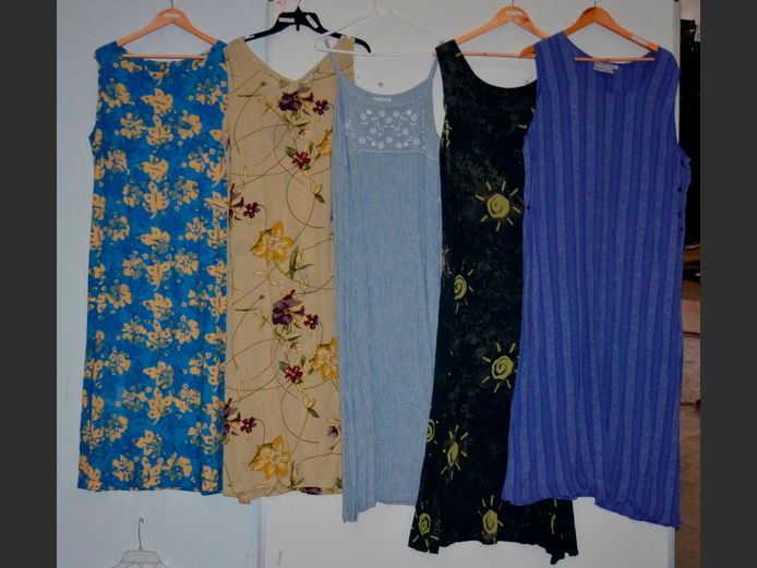 LOT OF 5 DRESSES: PASSION, AMANDA GRAY, PORTRAITS & JULIA [Sizes 14 & XL]