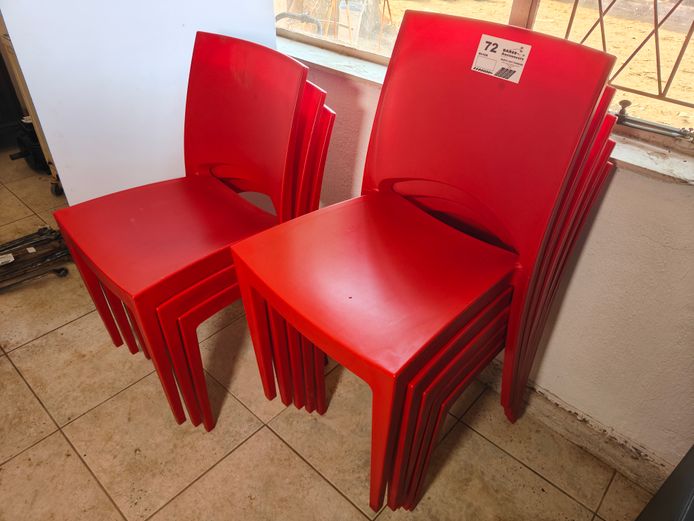 8 X RED PLASTIC CHAIRS