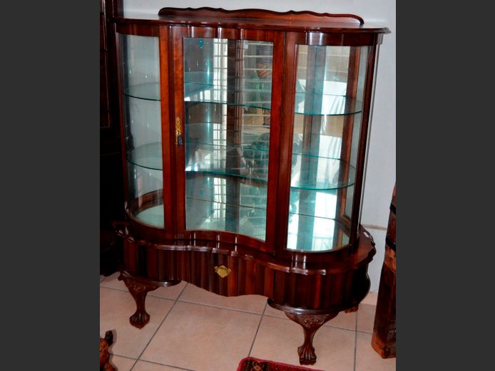 IMBUIA BALL & CLAW KIDNEY SHAPED SINGLE DOOR, SINGLE DRAWER GLASS FRONT DISPLAY CABINET, 114 x 47 x 140cm