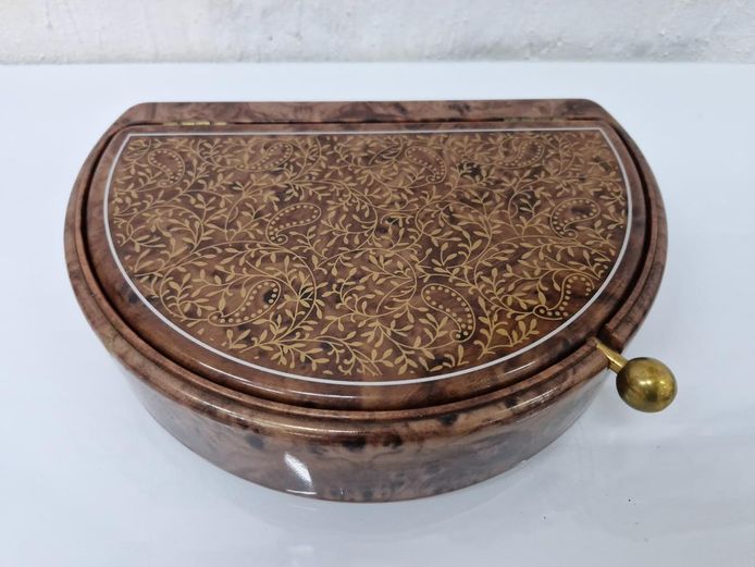 Vintage "Stride" Faux-Burr Walnut Musical Jewelry Box