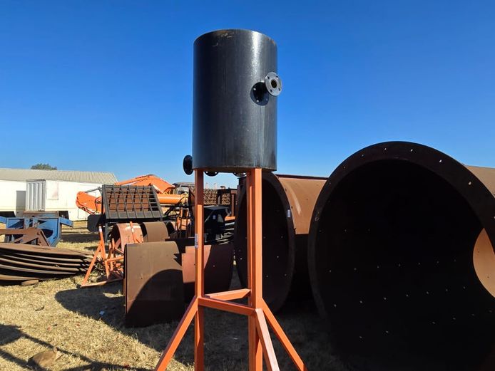 Bin on Stand (STC)