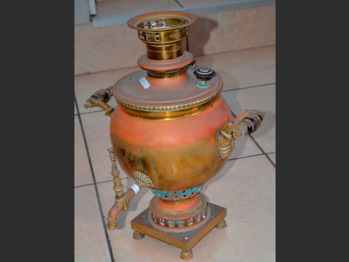 COPPER SAMOVAR, 45cm High [No lid, tarnished]