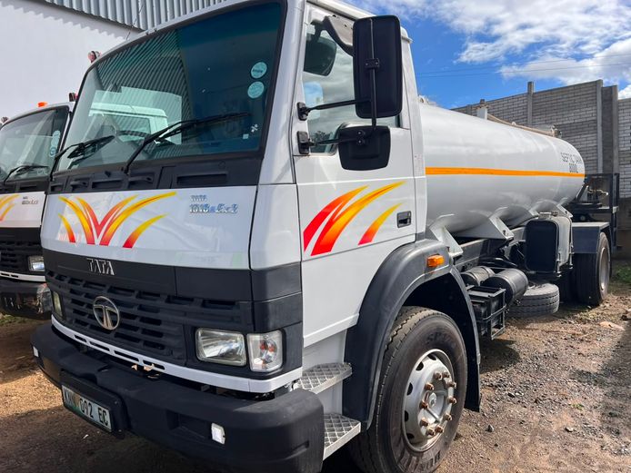 2025 TATA 1518C SEPTIC TANKER  