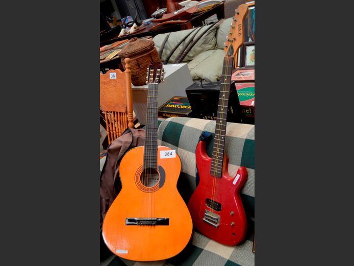 ZEUS ACOUSTIC GUITAR & A SUNNY ELECTRIC GUITAR, 95cm Long & 101cm Long [Untested]