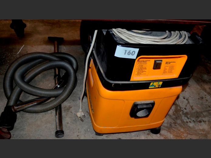 WAP TURBO WET & DRY VACUUM CLEANER [Working]