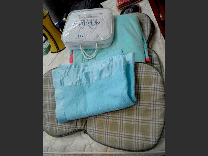 DOUBLE BEDSPREAD, BLANKET, PATIO CHAIR CUSHIONS, etc