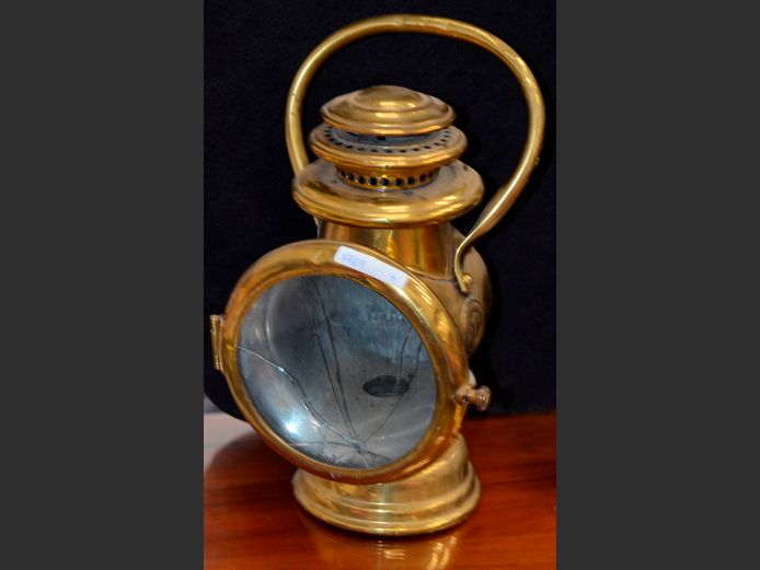 VINTAGE BRASS COACH LAMP, 90cm High [Glass cracked]