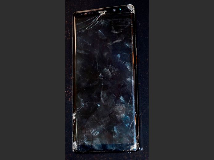 SAMSUNG NOTE 8 [Untested, Damaged, no charger]