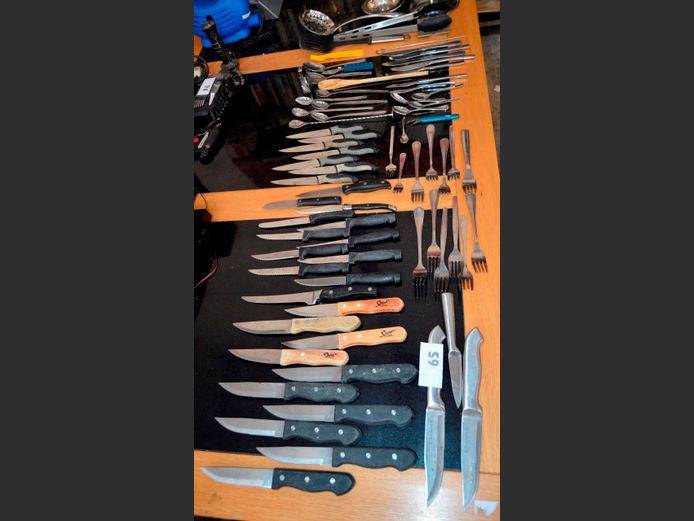 STEAK KNIVES, KITCHEN UTENSILS, CUTLERY, etc