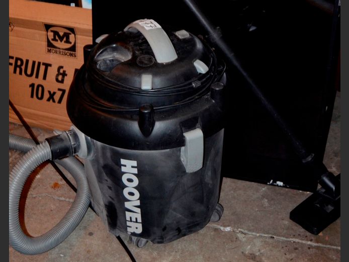 HOOVER VACUUM CLEANER [Working]