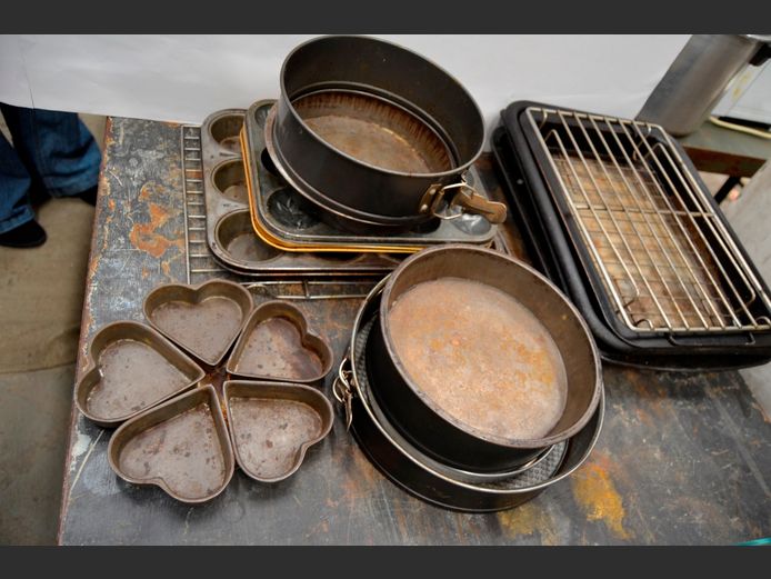 ASSORTED BAKING TRAYS, CAKE PANS, etc