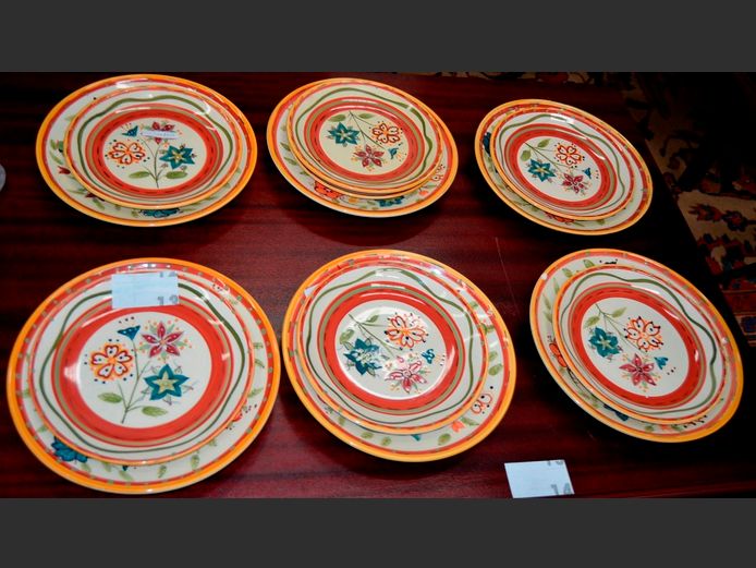 SET FLORAL PAINTED DINNER & SIDE PLATES [13 Pieces]