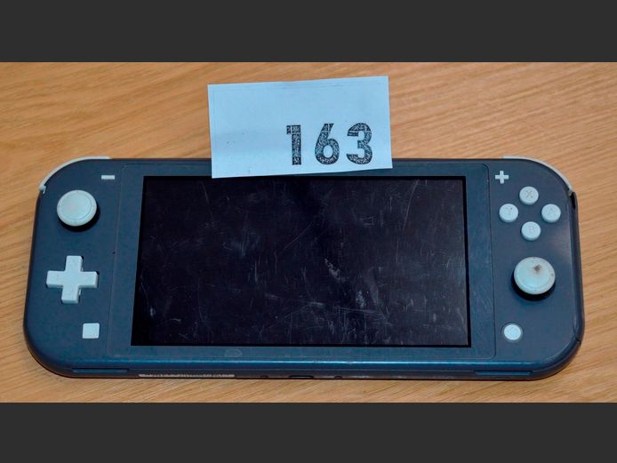 NINTENDO SWITCH [Untested, Scratched]