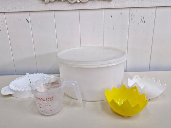 Set of 5 Plastic Kitchenware - Large Canister, Measuring Cup, Pastry Press & Egg Cups 