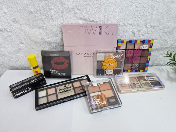 Multi-Brand Cosmetics Bundle: Eyeshadow Palettes, Glow Kit & Lip Color