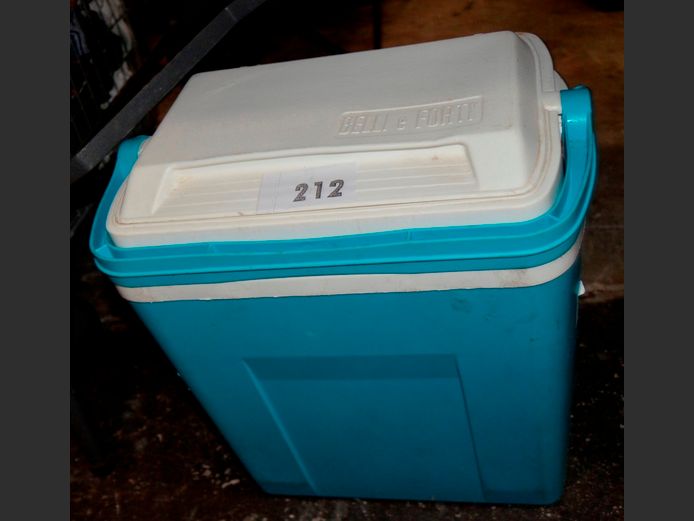 BELL & PORTER BLUE COOLER BOX