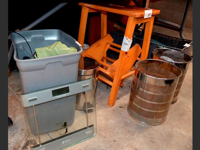 HOUSE OF YORK KITCHEN AID, DUSTBINS, BATHROOM SCALE, etc