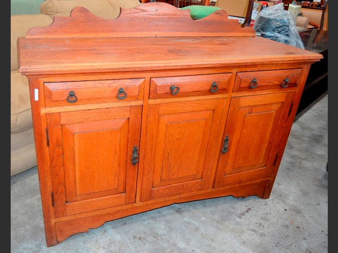 ANTIQUE OAK 3-DOOR, 3-DRAWER SIDEBOARD, 144 x 52 x 111cm