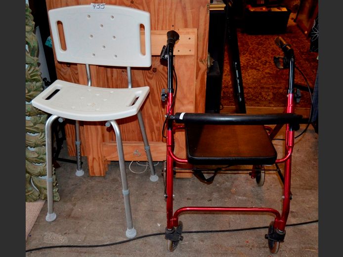 WALKING AID & SHOWER CHAIR [1,10]
