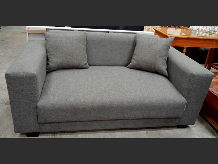 GREY UPHOLSTERED 2-SEATER COUCH, 170 x 85cm