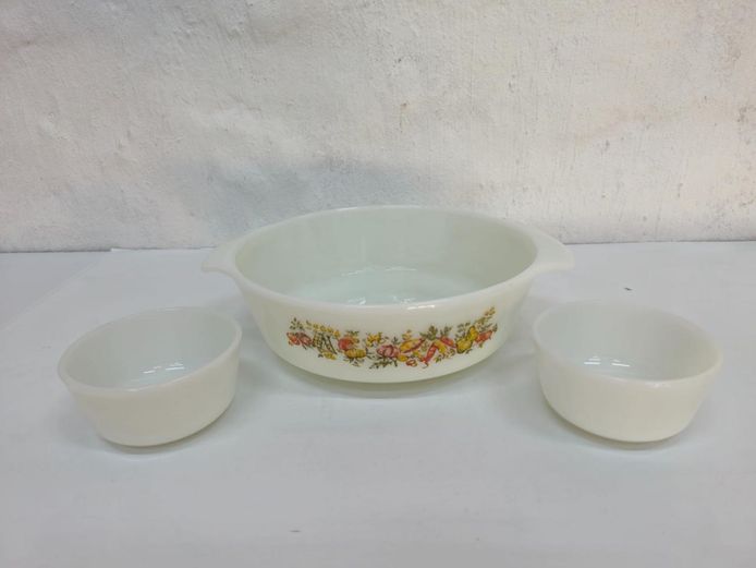 Anchor Hocking Fire-King Casserole Dish and Small Bowls