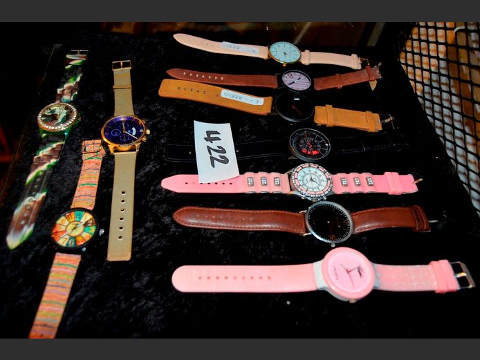 HALLMARK, LA COSTA COLDI WATCHES, etc [Condition unknown]
