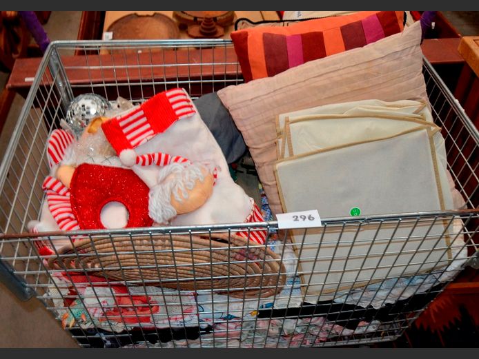CURTAINS, CLOTHING, SHOE RACK, MINI DISCO BALLS, etc [Excl. Bin]