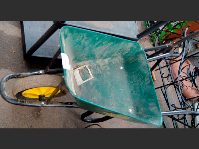 LASHER WHEELBARROW