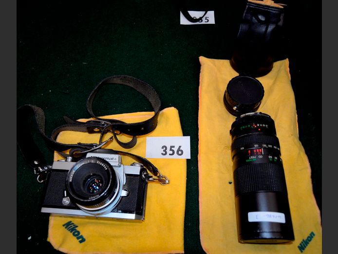 VINTAGE NIKON NIKKORMAT CAMERA WITH 2 LENSES [Condition unknown]