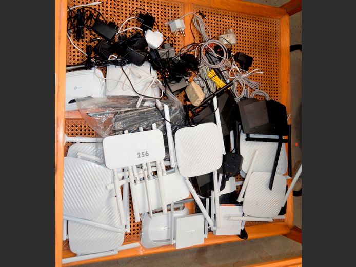 ASSORTED WI-FI ROUTERS [Untested]