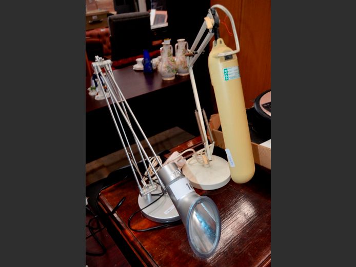 LOT OF 2: ADJUSTABLE DESK LAMPS