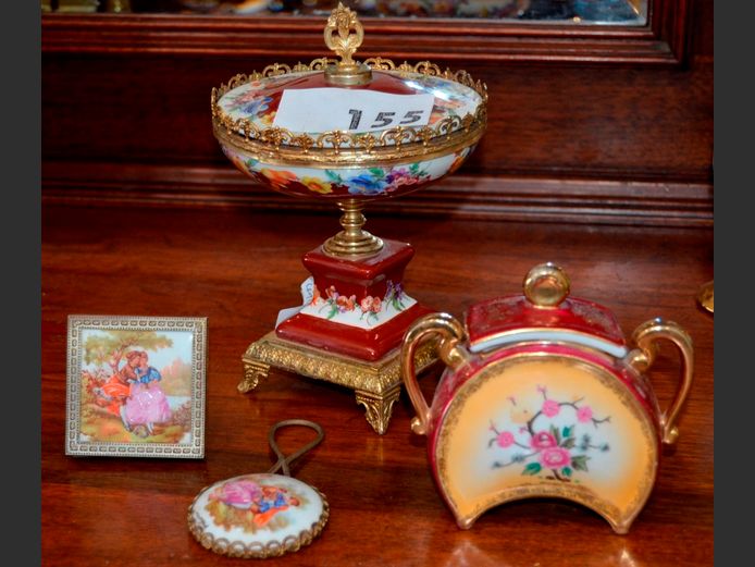 VERMONT PORCELAIN TWIN HANDLED BOWL WITH LID, SARTISTICHE CERAMIC & BRASS BOWL WITH LID, etc
