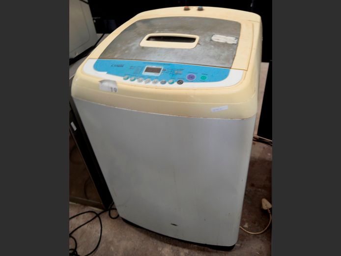 SAMSUNG 13kg TOP LOADING WASHING MACHINE [Dead]
