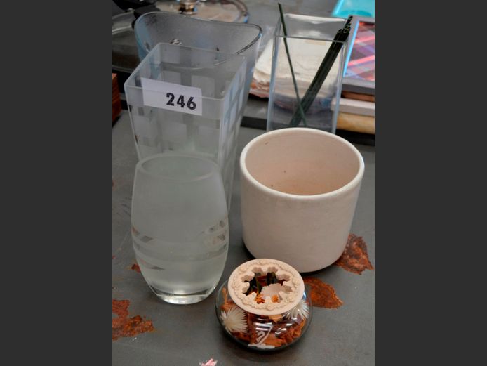 GLASS VASES & CERAMIC PLANTER