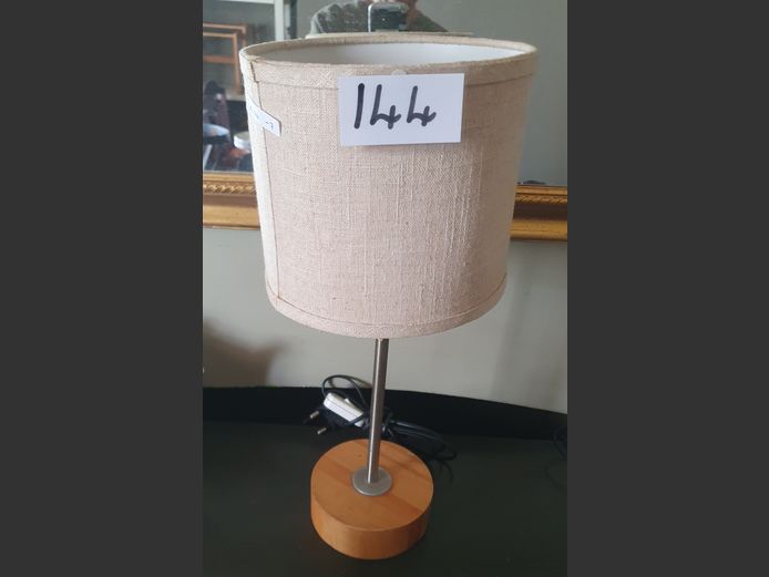 WOODEN & METAL BEDSIDE LAMP WITH SHADE