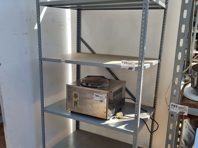 1 X BOLT AND NUT SHELF