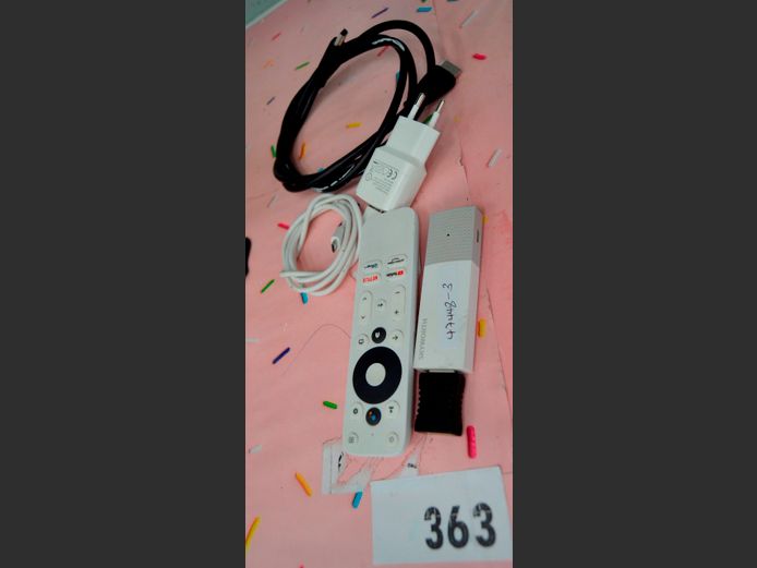 SKYWORTH SMART TV STICK WITH REMOTE [Untested]