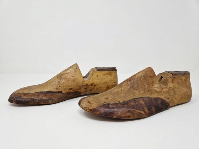 Vintage Turned Wood Shoemaker's Lasts / Shoe Molds