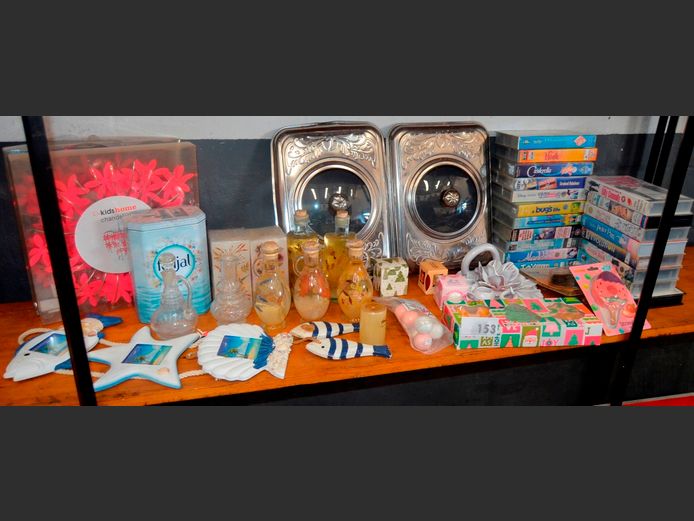 ASSORTED DECORATIONS, CANDLES, etc